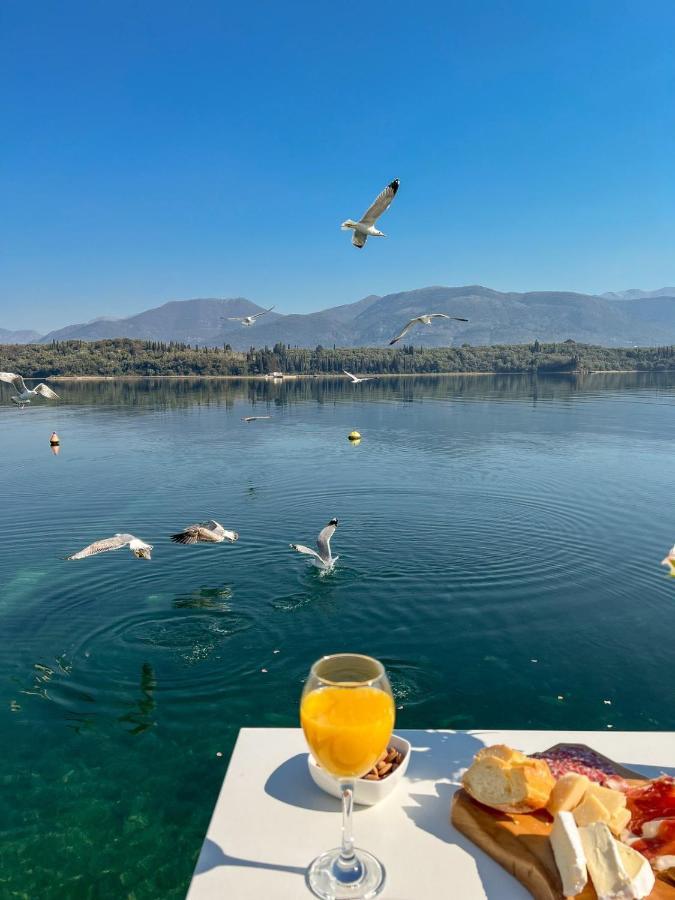 Apartmani Mia Tivat Eksteriør bilde