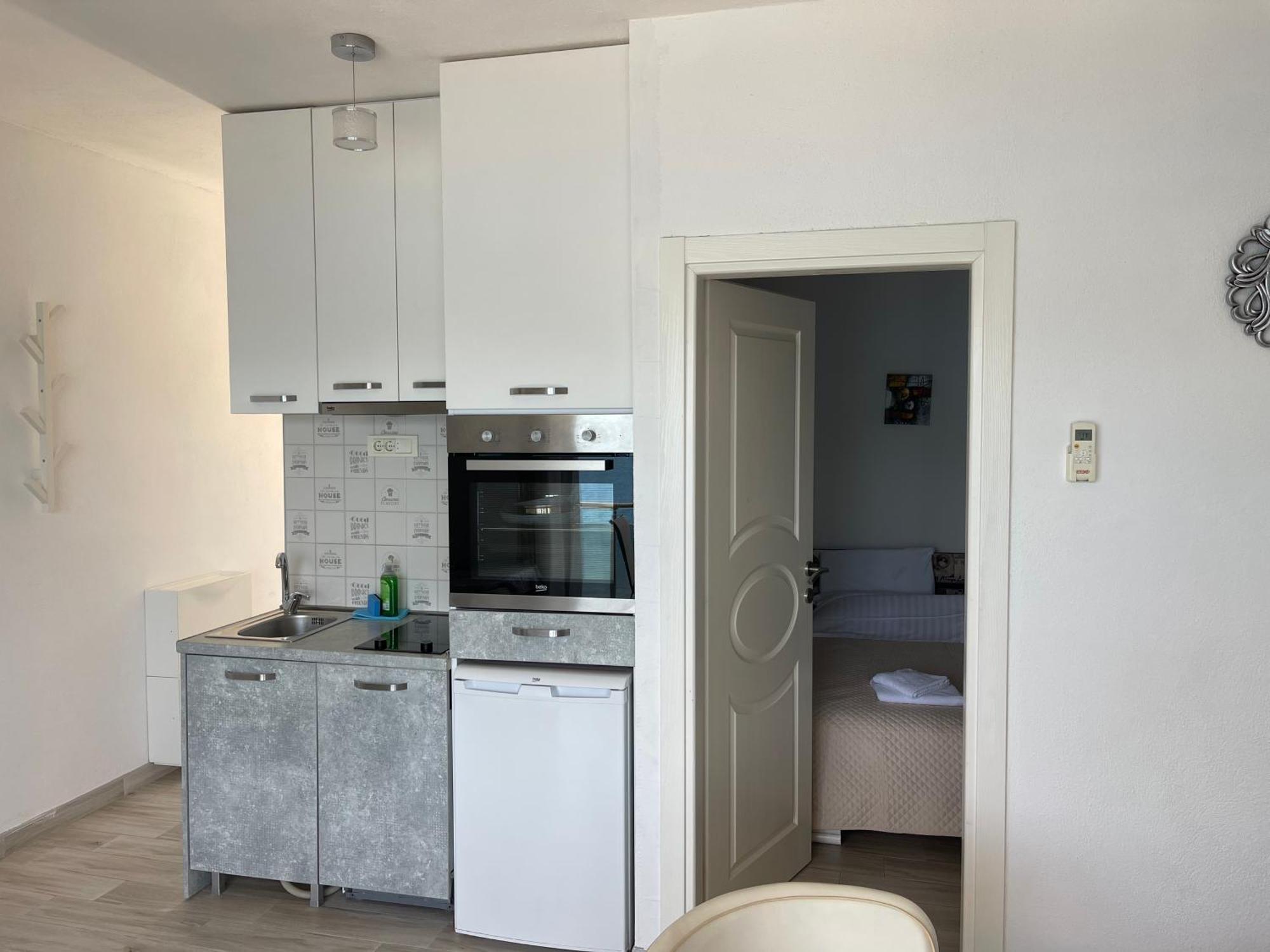 Apartmani Mia Tivat Eksteriør bilde